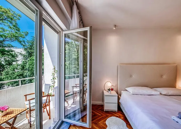 Center Апартаменты *