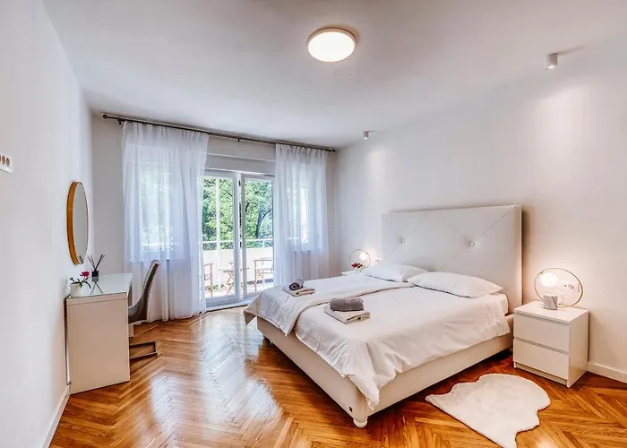 Center Апартаменты *